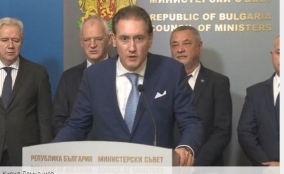 Уж бизнес, уж морал, уж хора за пример