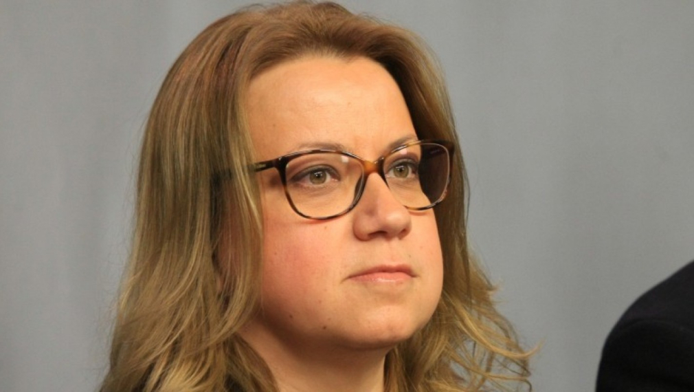 Деница Златева: Голяма част от евросредствата потъват в корупционни схеми