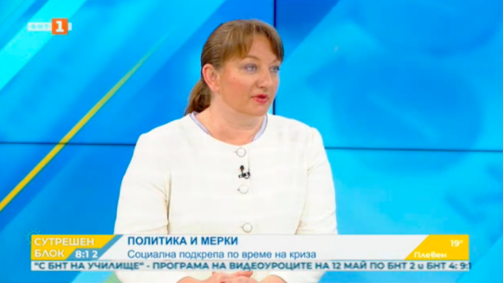 Сачева: Намалява броят на регистрираните безработни 