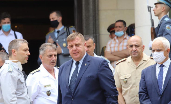 Каракачанов: Ще чуем гласа на разумните протестиращи - след вота: ново правителство или избори