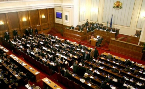  Парламентът подкрепи президентското вето