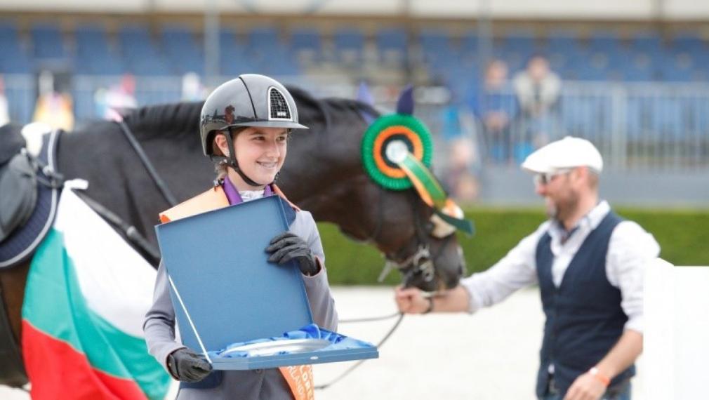 Как малката Ая промени историята на българския конен спорт  