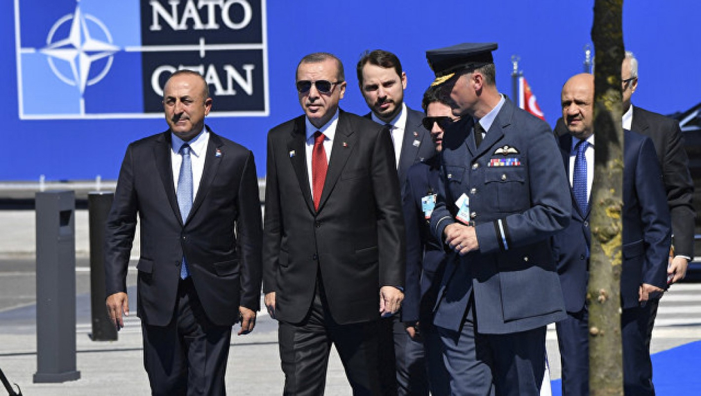 Съветник на Ердоган призова за излизане на Турция от НАТО