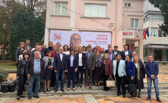Нинова в Добрич: Житницата на България има нужда от преработвателна промишленост