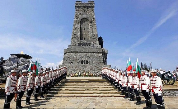 България чества 142 г. от Шипченската епопея