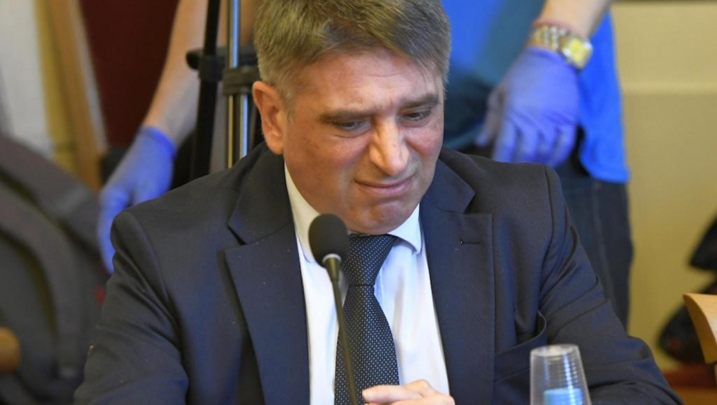 Наблюдението на ЕК над България остава. Ще подаде ли оставка министър Кирилов?