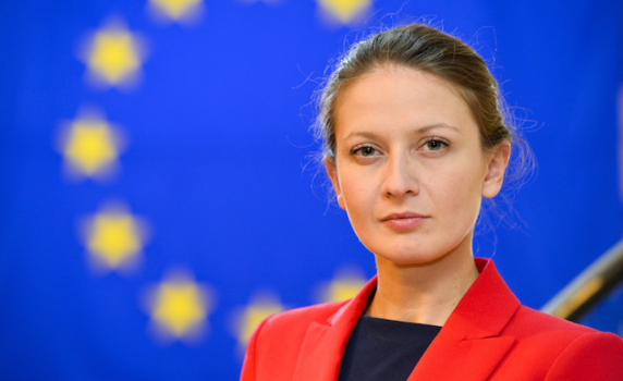 Цветелина Пенкова предлага на ЕК мерки за защита на потребителите при отваряне на ресторантите