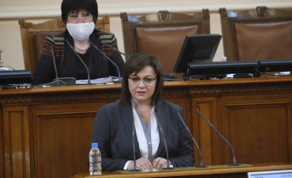 Нинова: Извънредно положение не означава безконтролно положение