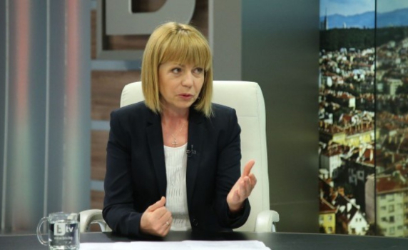 Фандъкова: Не съм болна, няма да подавам оставка, името ми не протича в СРС-та