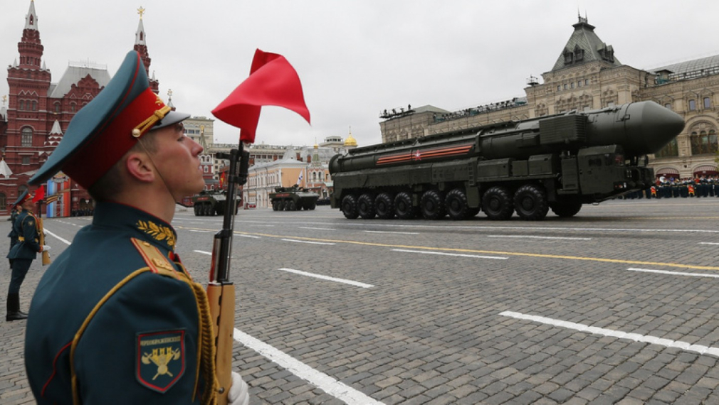 За първи път от 13 години Русия не е сред петте лидери по военни разходи 