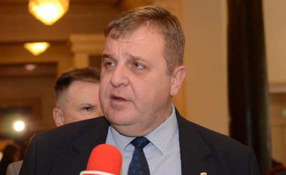 Каракачанов: Ще подкрепя вето на Радев по Закона за вероизповеданията! БСП да се връща в парламента