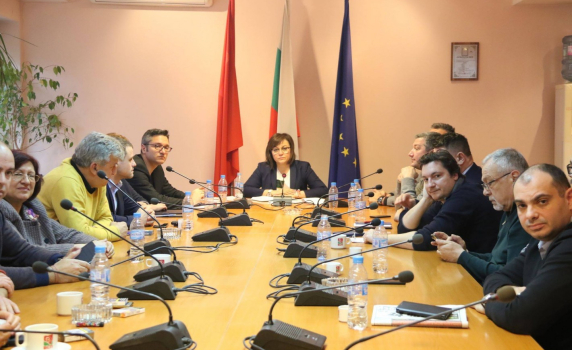 БСП спира отчетно-изборната си кампания заради коронавируса