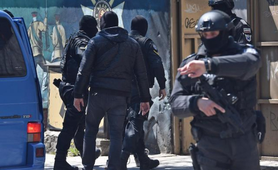 Мащабна акция в цялата страна, разследващи влязоха в МОСВ и дома на зам.-министър