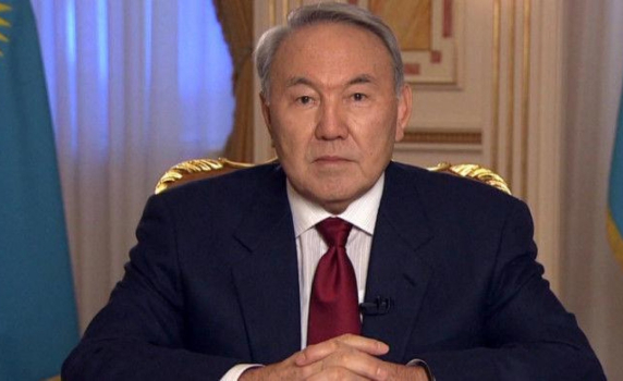 Президентът на Казахстан Нурсултан Назарбаев подаде оставка след 30 години на власт