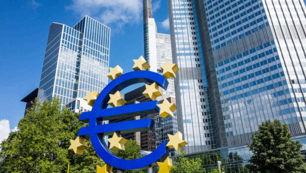 ЕЦБ: Еврото може да не оцелее