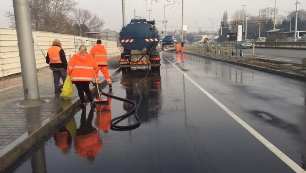 Съдът задължи Столичната община да мие редовно улиците и да строи велоалеи
