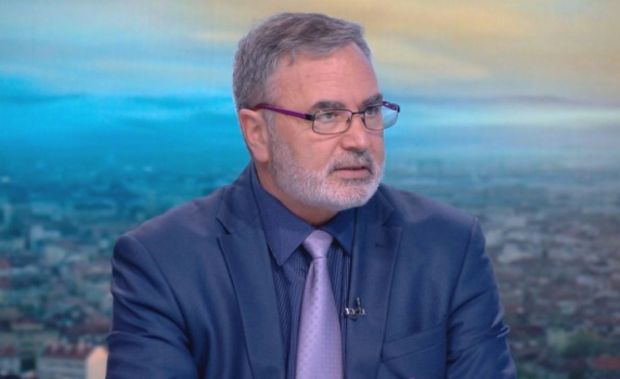 Доц. Кунчев: Намалява инфекциозността на коронавируса 