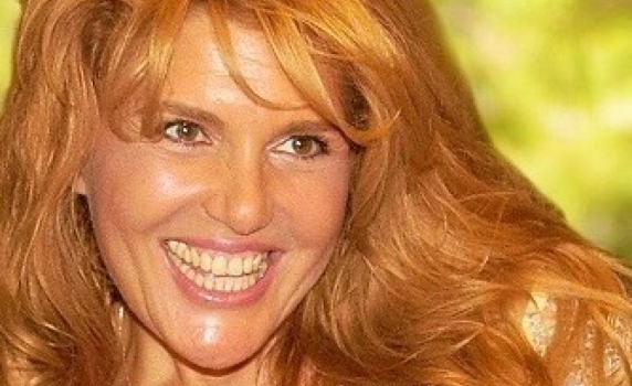 Арх. Мирянова получи награда за Иновативен мениджмънт и нови стандарти в строителството