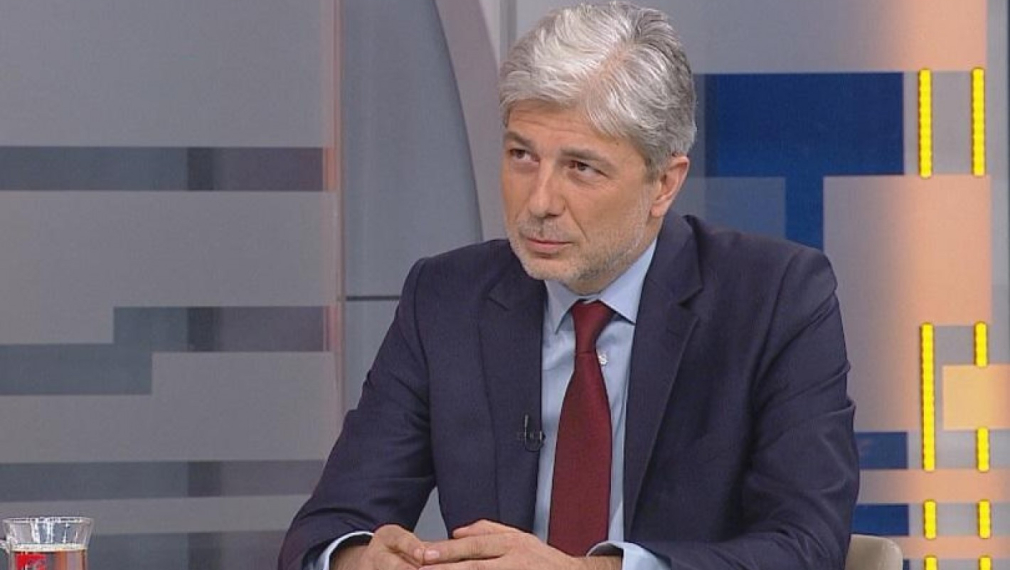 Министърът на екологията ще раздава пелети на бедните 