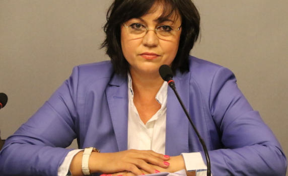 Нинова: Чума няма. Отговорност да поемат Борисов и министрите Радев и Порожанов!