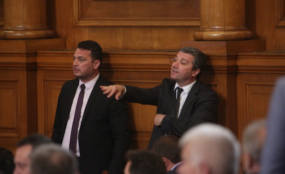 БСП възрази срещу прекратяването на парламентарното заседание