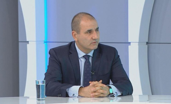 Цветанов: Ще подкрепим правителство с мандат на РБ 