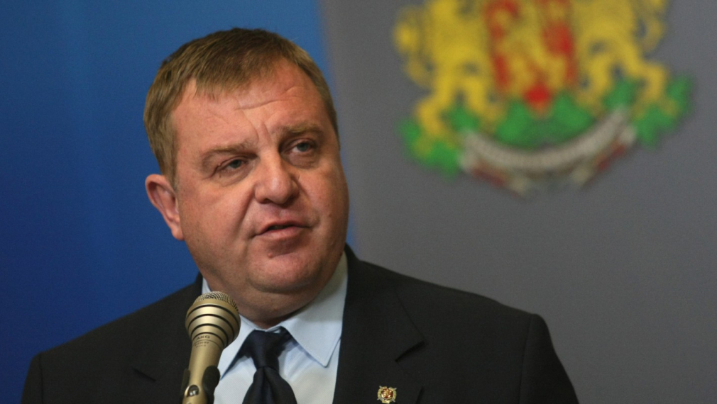 Каракачанов: БНР не е частно, журналистите да си държат вкъщи убежденията
