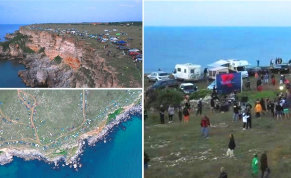 Джулай диващината на Камен бряг и зелените талибани