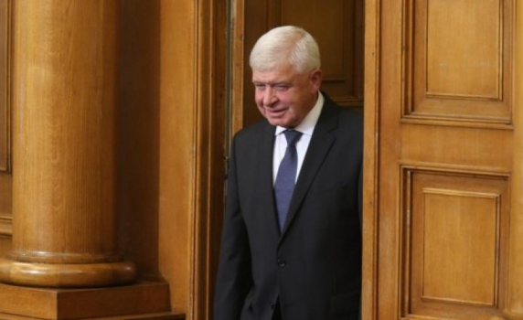 Реформата на Ананиев предвижда пълна демонополизация на здравната каса