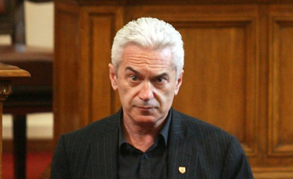 Сидеров отново нападна Симеонов – този път за концесиите