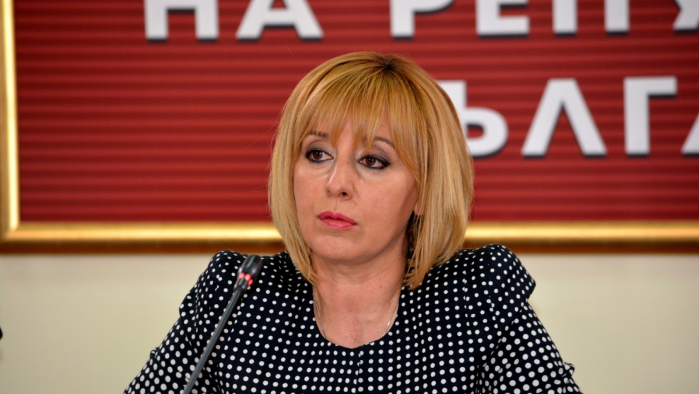 Мая Манолова ще подаде оставка, ако бъде приет законопроектът й за личната помощ 