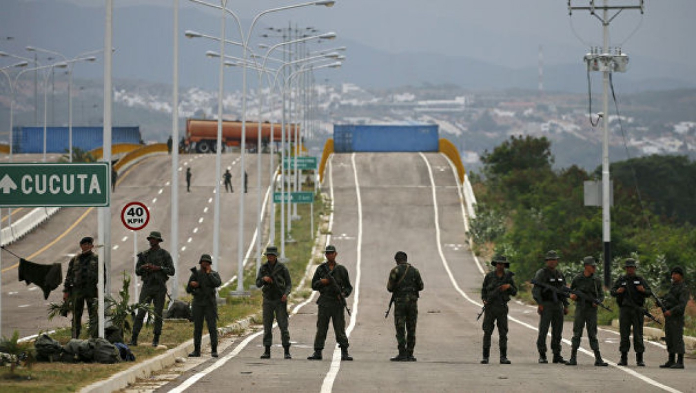 Венецуела разположи войски по границата с Колумбия