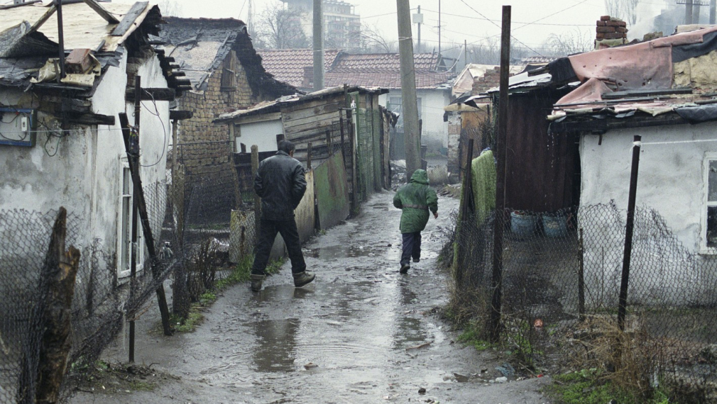 Близо половината деца в България са в риск от бедност и социално изключване