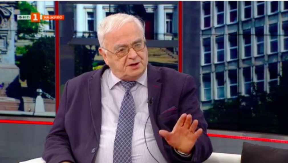 Акад. Ангел Гълъбов: До 6-7 месеца ще има ваксина срещу коронавируса