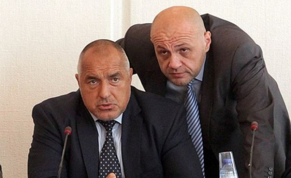 Синдикатите и властта се разбраха за нощния труд и заплатите на медицинските специалисти
