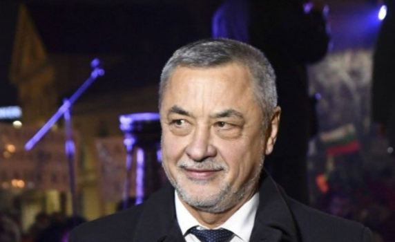 Тихият вицепремиер и крещящите интереси от „тихия фронт“