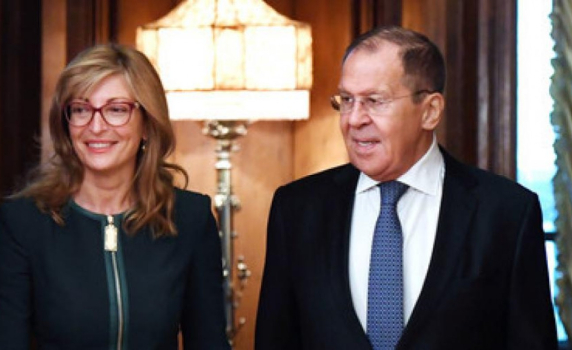 Лавров е приел поканата на Захариева да посети България