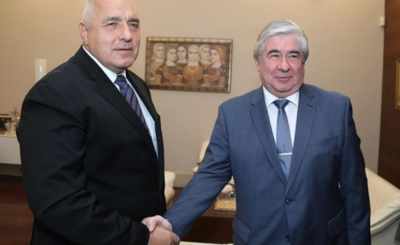Борисов се срещна с руския посланик Макаров