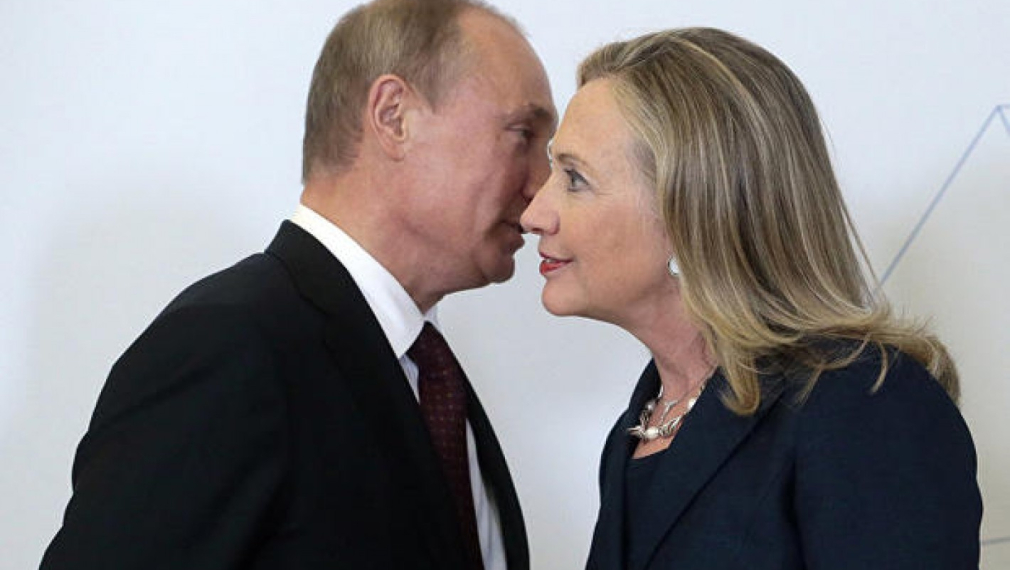 Клинтън работи за Кремъл, обвинявайки Путин в национализъм