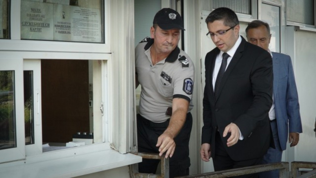 Нанков: Политическата отговорност невинаги означава оставка