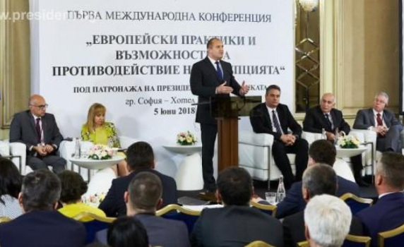 Радев: Корупцията е основно препятствие пред пълноценната ни европейска интеграция 