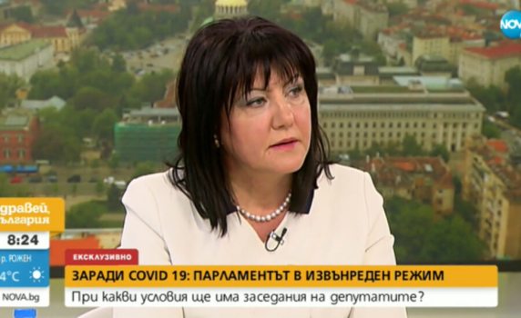 Караянчева: За 24 ч. мога да свикам парламента 