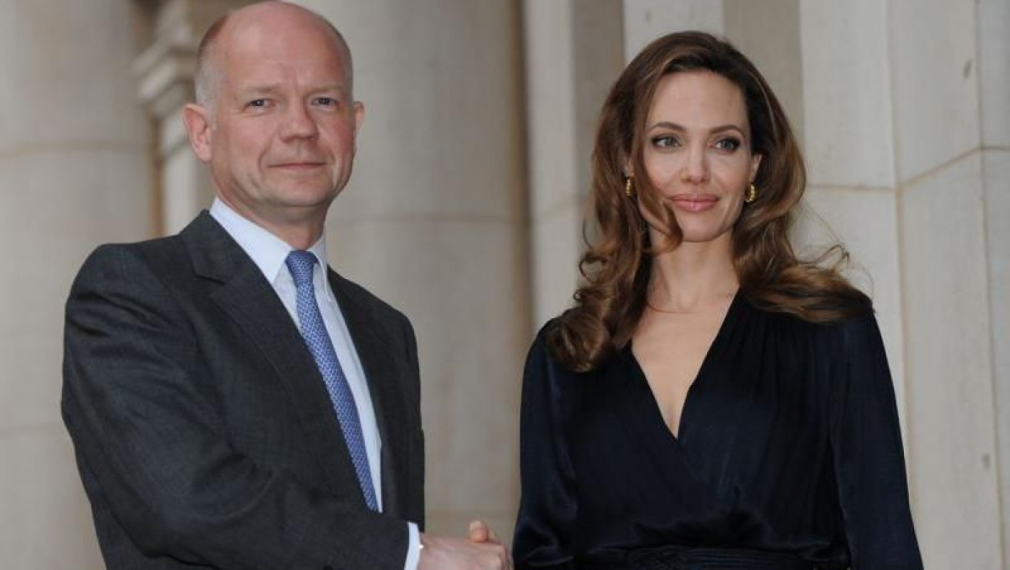 Анджелина Джоли ще води курс в Лондон Скул ъф Икономикс