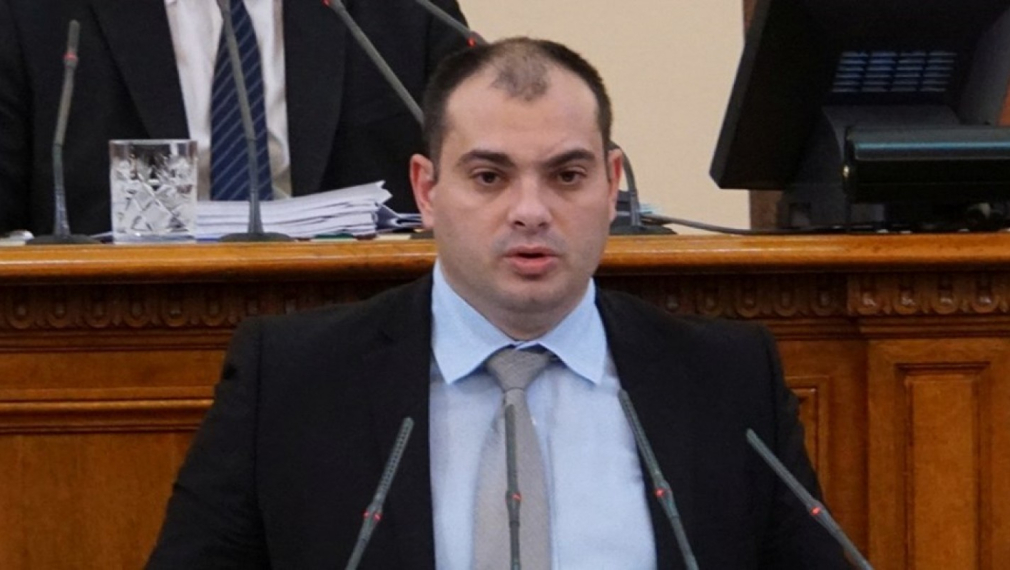 Филип Попов: Демокрацията загуби под напора на диктатурата 