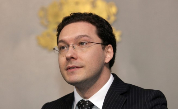 Митов: Работим за сваляне на блокадата на границите с Гърция
