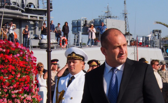 Румен Радев: Тече кампания, която се опитва да пришие Митьо Очите на служебното правителство