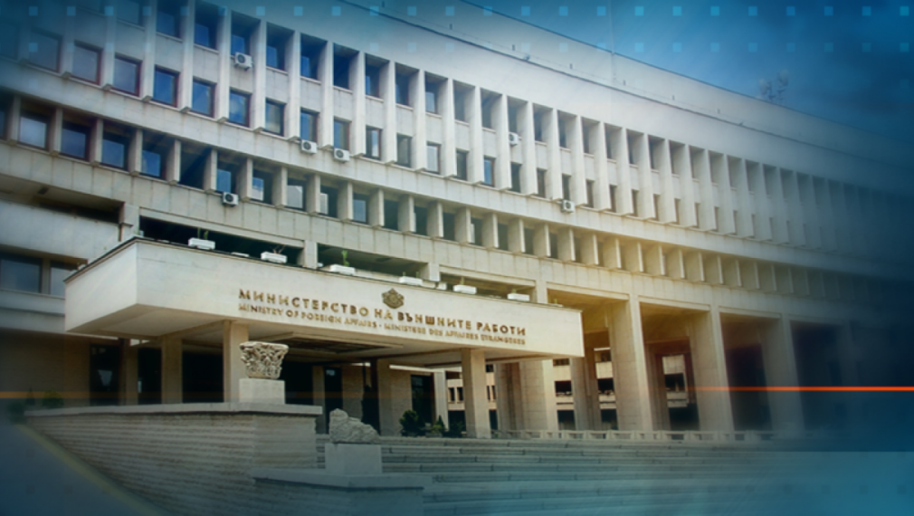 МВнР: Ситуацията по границите се променя всяка минута, не пътувайте
