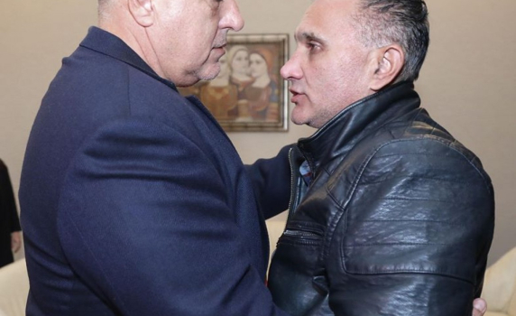 Премиерът иска "светкавични законови мерки" срещу тежките престъпления