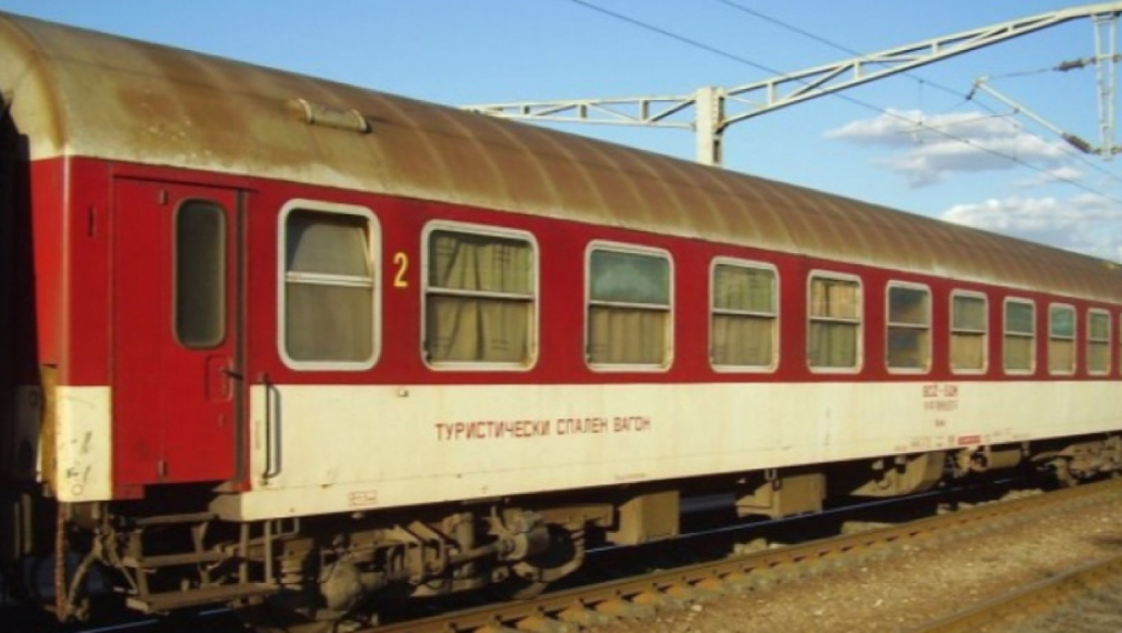 Близо 30 нелегални сирийци са намерени на гара в Пловдив