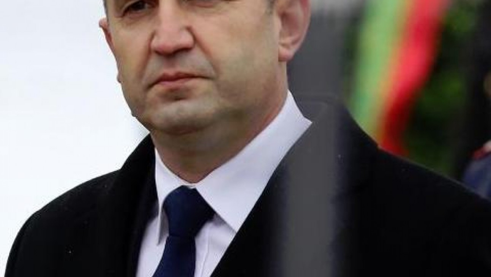 Румен Радев е поканил македонския президент да посети България